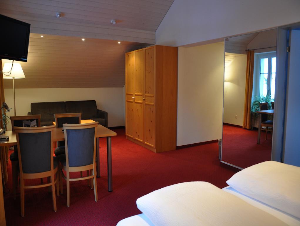 Hotel Ladina Berguen Room photo